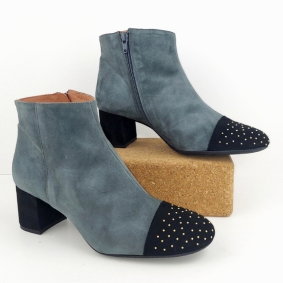 Brenda Zaro Gray Suede Studded Boots 40 - Picture 13 of 15